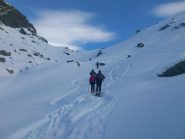 in prossimità del colle