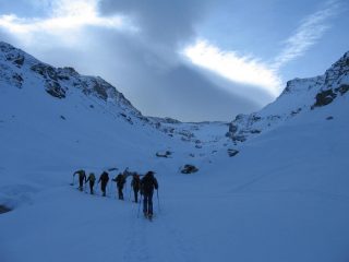Il colle sullo sfondo