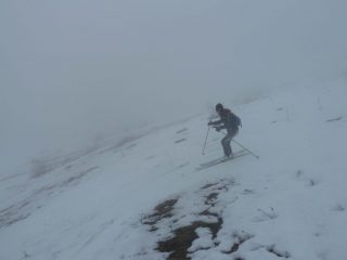 Nebbia fitta nella parte bassa