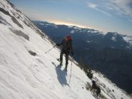 Il mare visto dalla spalla.