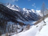 Verso valle salendo al rifugio 