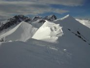 Le due punte del Ciamusse' e la R. dell'Abisso a sx.