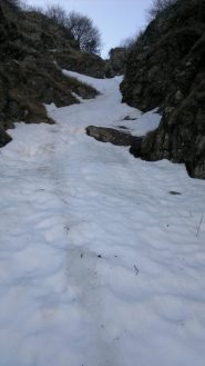 canale nord, a metà salita guardando su
