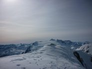 la cima e dietro il basodino