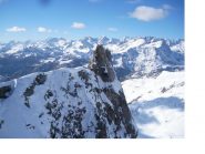 Dal Gran Dent..l'anticima con spuntone al seguito e la Luseney in lontananza