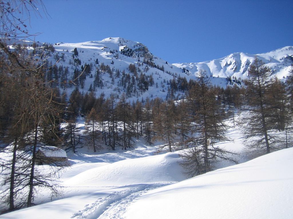 la cappella di Séyères e la parte alta del percorso