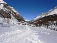 rhemes con il grand combin come sfondo