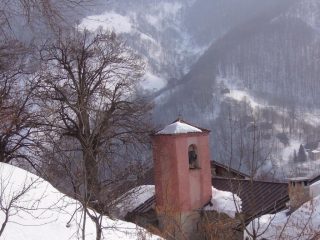 la chiesa di Costacalda