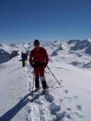 in cima