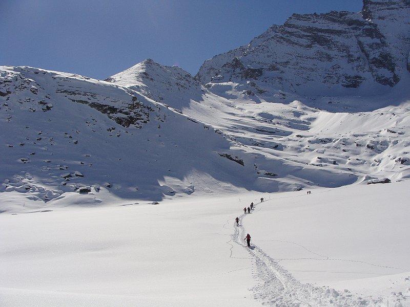 sul pianoro verso il colle