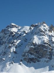 la parete NW e l'evidente canale