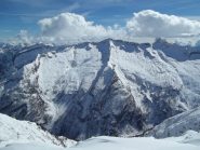 Uno sguardo alla Val Quarazza