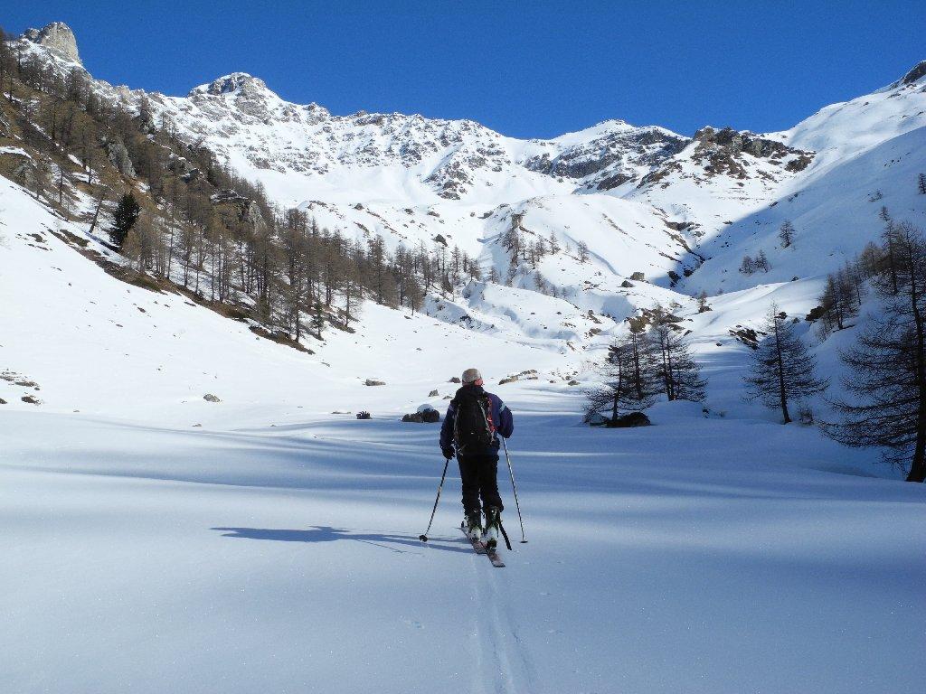 l'ampio vallone da risalire
