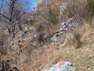 qui si abbandona il GTA e si punta al roccione in alto