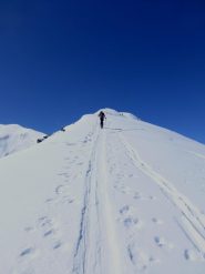 Salendo la cresta del Truc