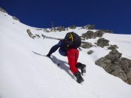 in uscita sulle tracce del Drago, arrancando con sci e vela nello zaino