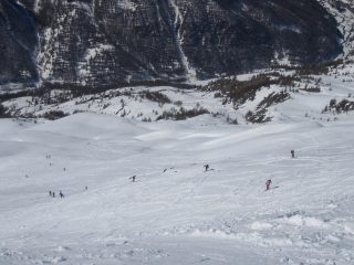i pendii di salita visti dalla cima