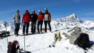 Il gruppetto in vetta