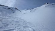 Tratto di neve ventata nel canale....