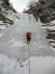 Andrea sullo zoccolo del tiro chiave
