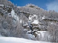 LE STRUTTURE DAL SENTIERO