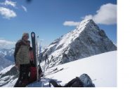 Paolo e Daniele sull'anticima del M.Voghel  e ben inquadrata la svelta piramide della Becca di Vlou'