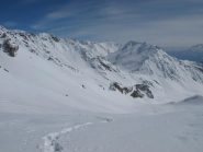 Il vallone percorso visto dalla cresta di confine