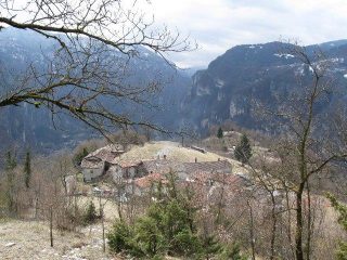 loc. Ai Prai con agriturismo