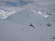 Ometto di vetta, sullo sfondo Testa dei Frà