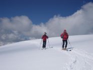 la larga cresta tra le due cime