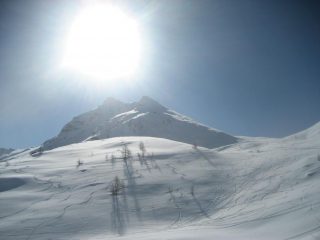 in prossimità del colle con la punta a sx