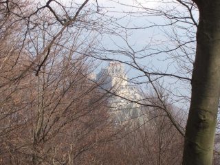 la sacra di san michele salendo verso i massi