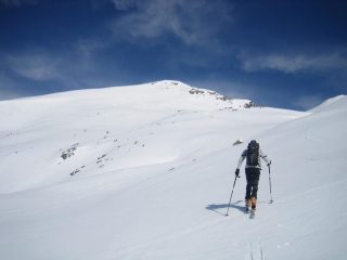 pendii ampi verso la cima