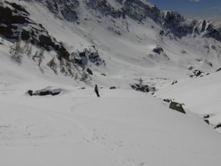 Tutto giù così fino al sentiero della gola