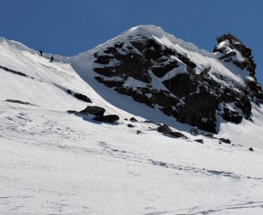 superamento della cornice 