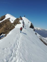 La cresta verso la vetta