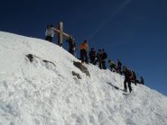 ...Skiappa inizia la discesa