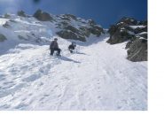 Si riguadagna la base del canale al ritorno dalla vetta..