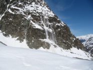 ci accompagna qualche 