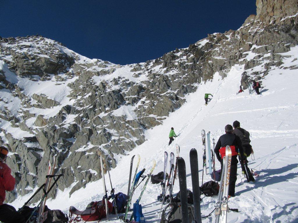uno sguardo all'arrampicata per giungere in cresta e in vetta
