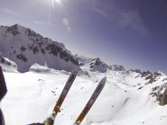 tra i due sci in lontananza, Bec du Lievre ben innevato