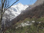 Zoom sulla borgata Cappia e Monte Marzo