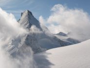  e saranno visibili le loro pareti ovest e nord ricoperte da ghiacciai pensili