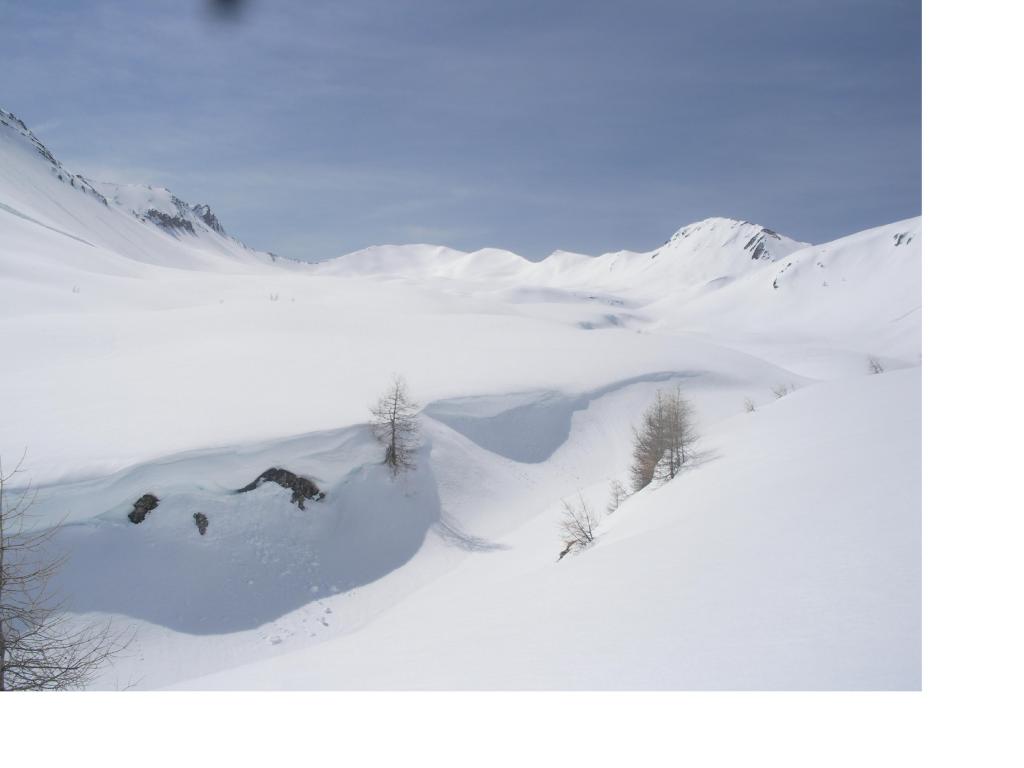 La P.de Chante Perdrix al centro al fondo dal vallone della Ribiere