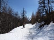 Discesa lungo la strada