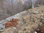 L'inizio della mulattiera di rientro sull'AV 2