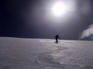 l'uomo che danza sulla neve