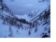 Il Vallone di Berard con il Gran Berard al fondo sulla dx..