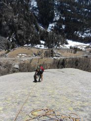 andrea in un mare di roccia