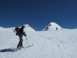 caldo quasi estivo e siamo a 4100 mt
